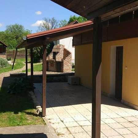 Holiday Home Mia Béla Kültér fotó
